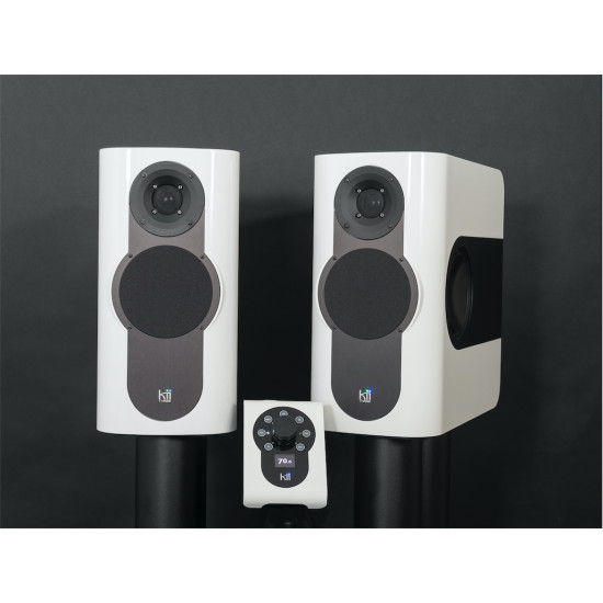Kii Audio THREE Pro DSP Studio Monitor Pair White High Gloss Including Kii Control Kii Audio THREE Pro DSP Studio Monitor Pair White High Gloss Including Kii Control