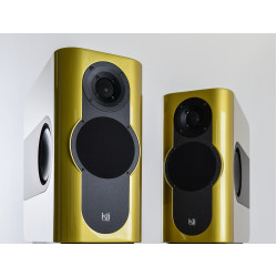 Kii Audio  THREE Pro DSP Studio Monitor Pair Sun Gold Metallic