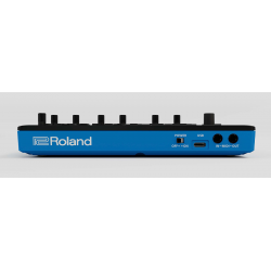 Roland J-6