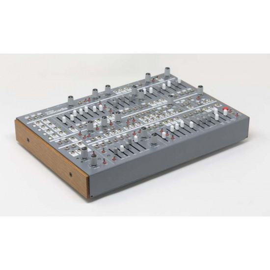 Intellijel Designs Cascadia (Dark Grey)